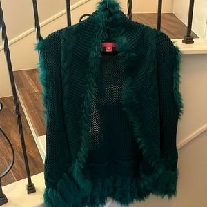 EUC Lilly Pulitzer Torini Faux Fur Sweater Vest
